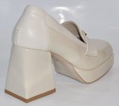 Dámske kožené lodičky na platforne Olivia Shoes 12410 - béžové